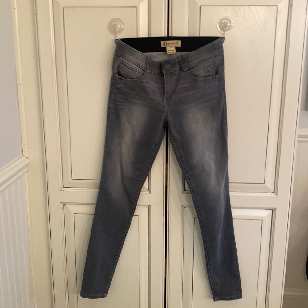 Democracy pants/jeggings. Slightly distressed. Size 4. “Ab”Solution technology.